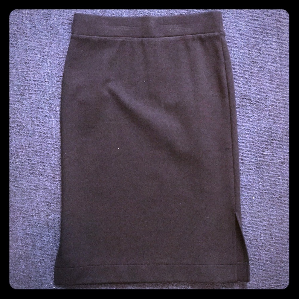 NWT Madewell COMFY black slip on skirt sz small!🖤